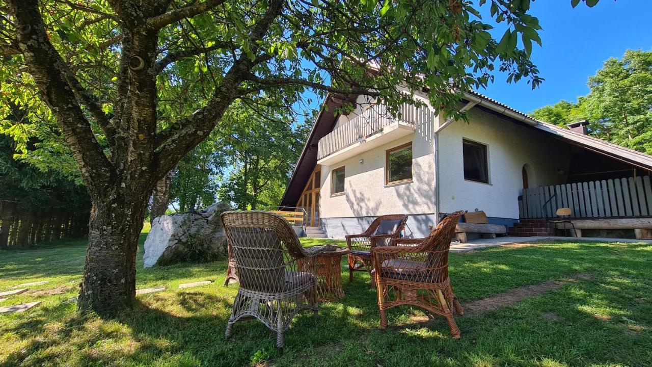 Forestside House Gacka With Relax Area Sinac ภายนอก รูปภาพ